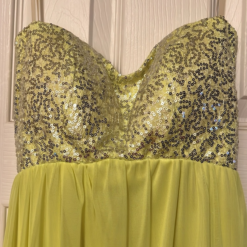 NWT MY MICHELLE Bright Yellow Strapless Dress Size 3